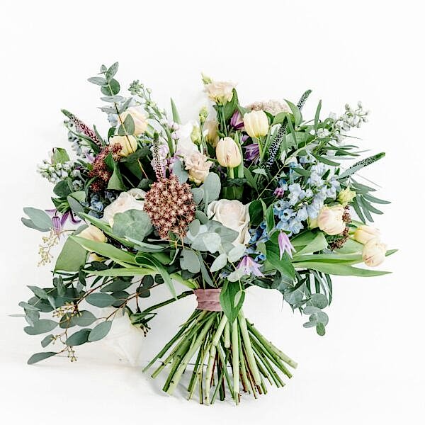 Flowers of Bath Delicate Pastels bouquet