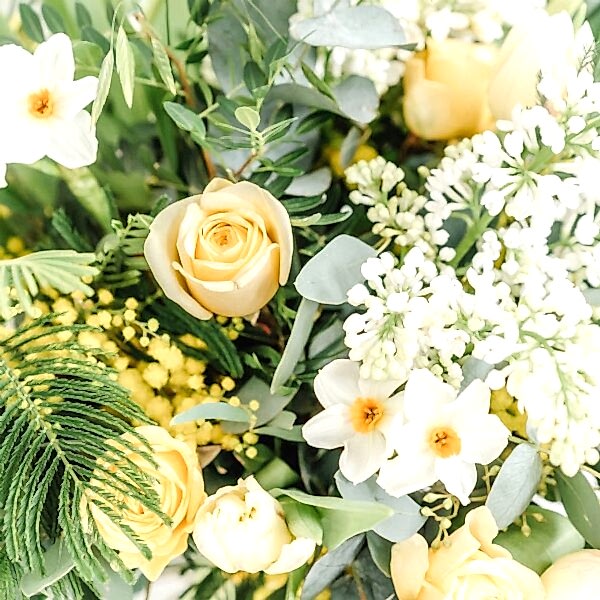 Vibrant florals - Flowers of Bath